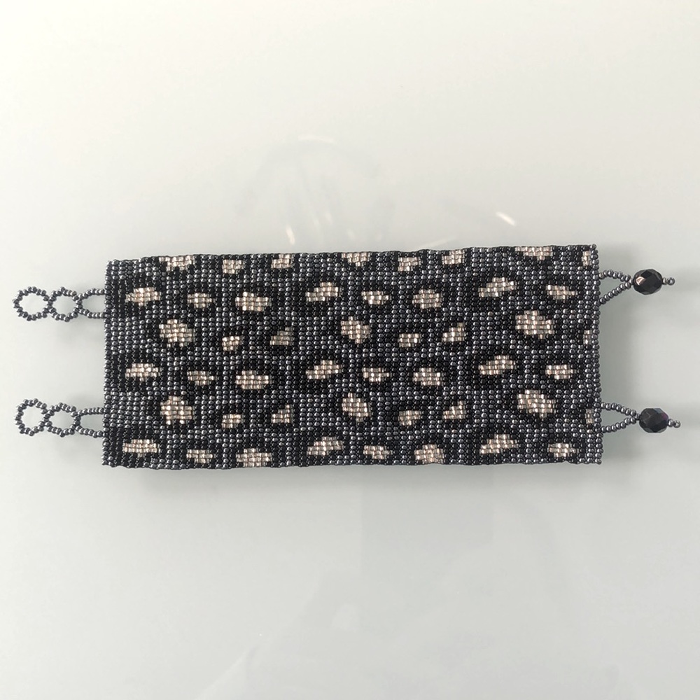 Beaded bracelet cuff